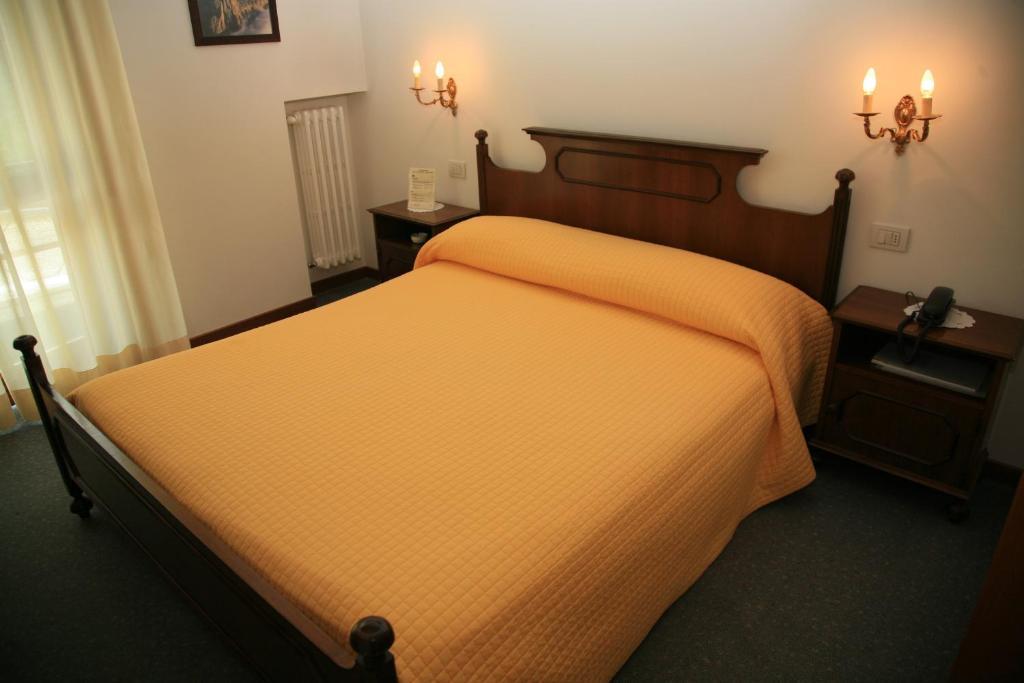 Albergo Benito Ponte nellʼAlpi Kamer foto
