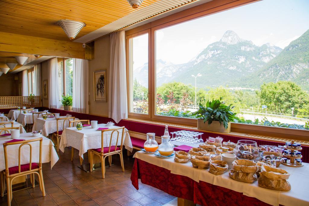 Albergo Benito Ponte nellʼAlpi Buitenkant foto